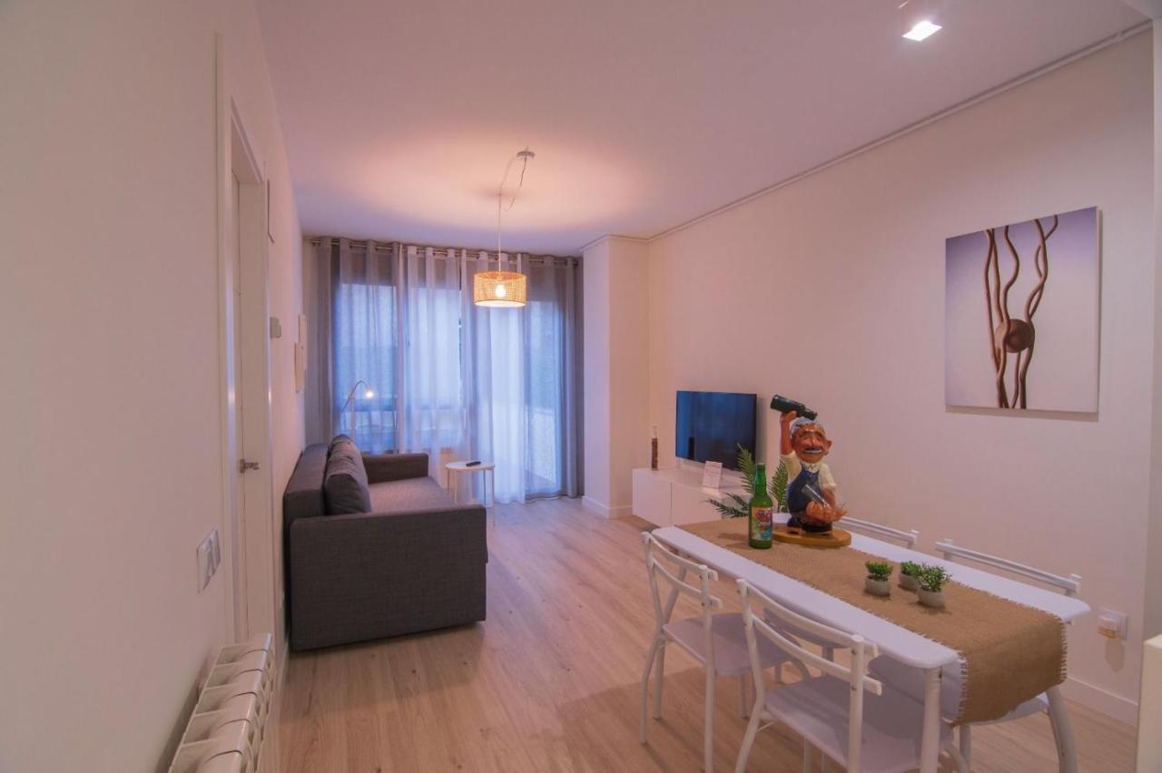 La Terraza De La Vega - Ubicacion Inmejorable , Wifi , Terraza Y Parking Gratuito Daire Oviedo Dış mekan fotoğraf