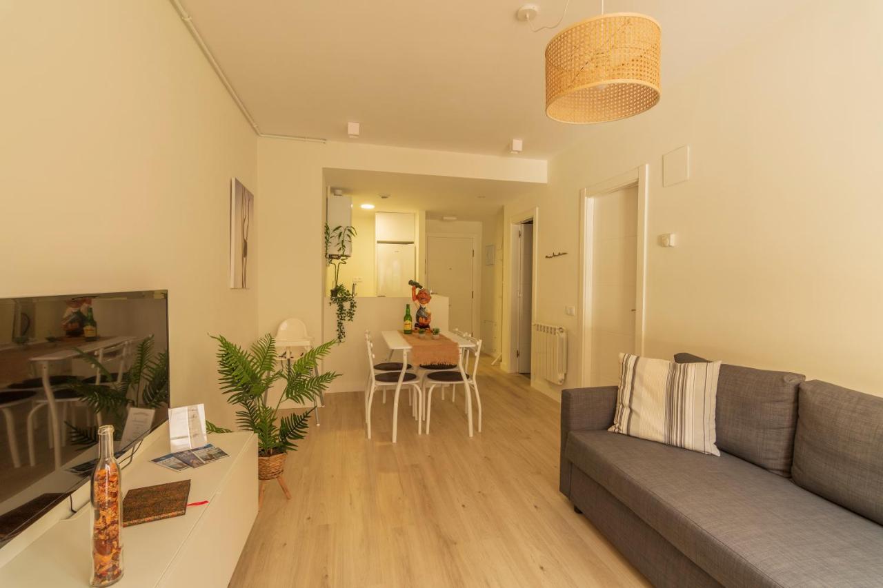 La Terraza De La Vega - Ubicacion Inmejorable , Wifi , Terraza Y Parking Gratuito Daire Oviedo Dış mekan fotoğraf
